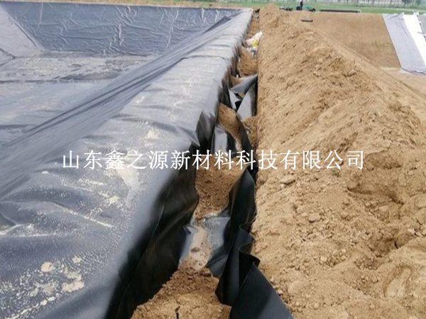 如何順利進(jìn)行沼氣池黑膜的修補(bǔ)工作？