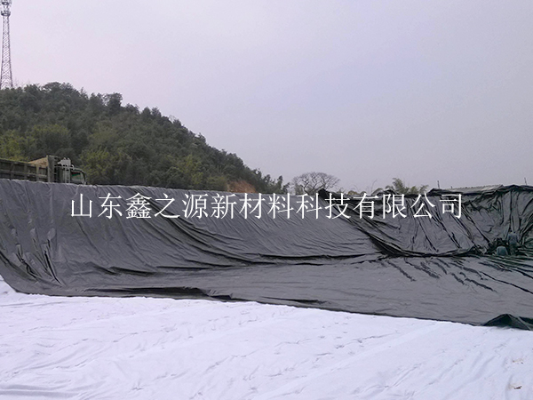 糙面養(yǎng)殖防滲膜鋪設(shè)過程中有哪些注意事項？